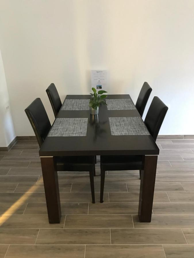 Apartments Lena บัชกา ภายนอก รูปภาพ