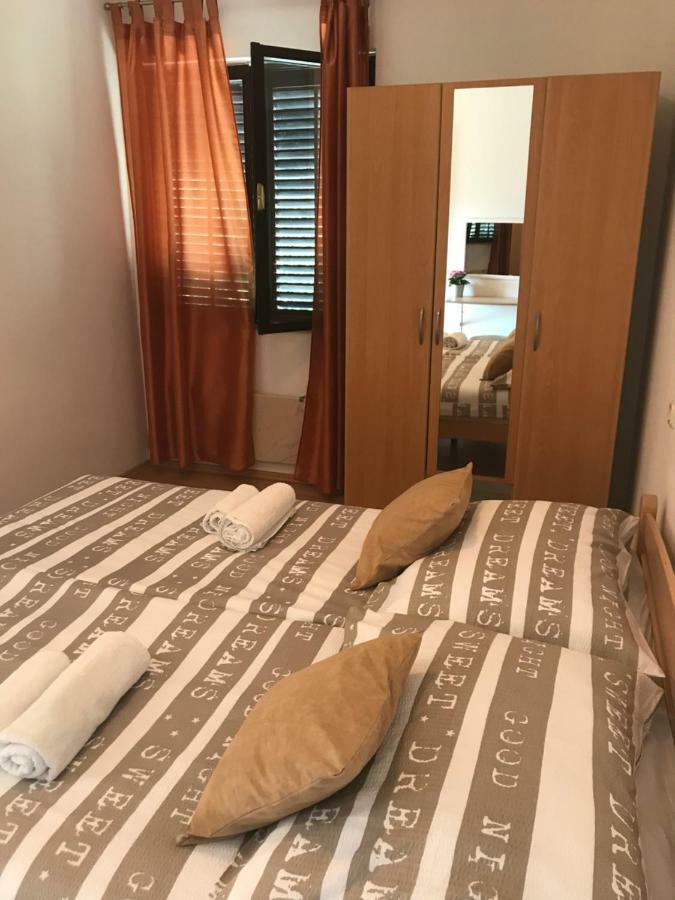 Apartments Lena บัชกา ภายนอก รูปภาพ